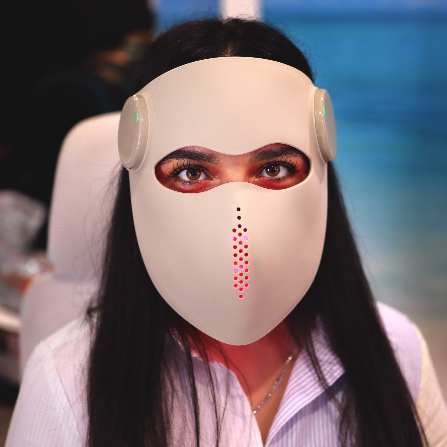 Redjuvi™ GlowLift & GlowLift Max : Red Light Therapy Mask with Quad-Chip Technology™